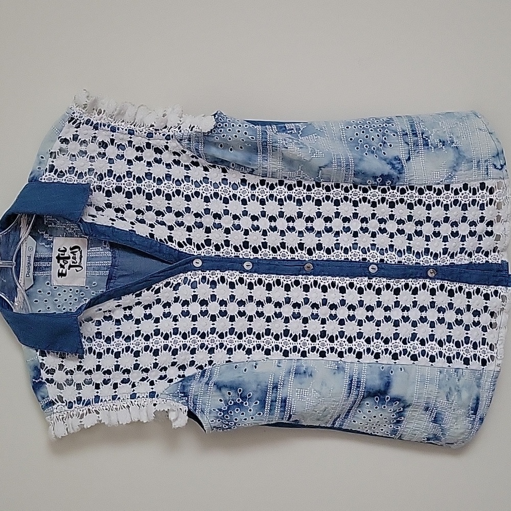 Desigual Women's LAIA Sleeveless Button-Up Shirt- Size XL
